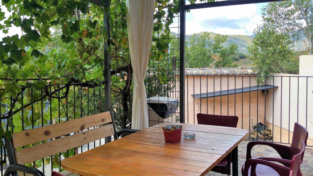 Casa De Vacaciones En Parque Nacional De Cabanero Navas de Estena Exterior photo